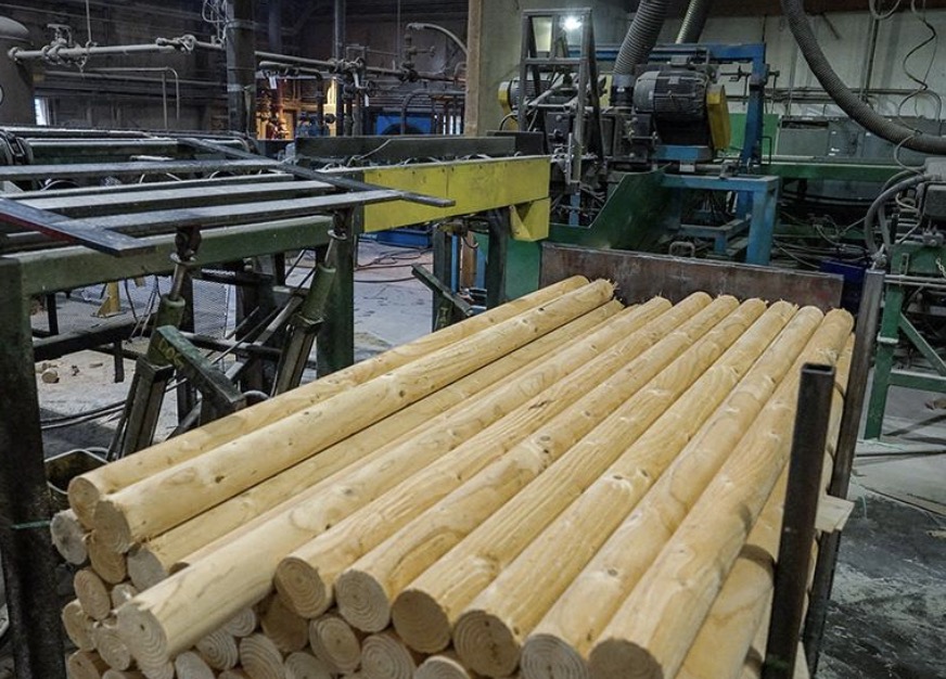 Машине и опрема за шперплоче